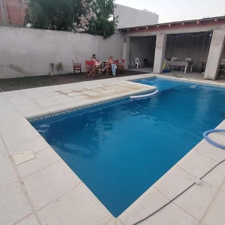 Habitacion Privada En Casa Particular Con Bano Y Espacios En Comun Compartidos- Precios Para 2 Personas 13000 Pesos Argentinos - 1 Persona 7500 Por Noche Concordia Exterior foto